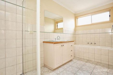 Property photo of 1/15 Fawkner Crescent Keilor East VIC 3033