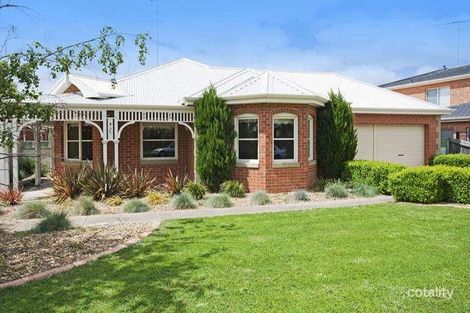 15 Mossgiel Ct, Hamlyn Heights, VIC 3215