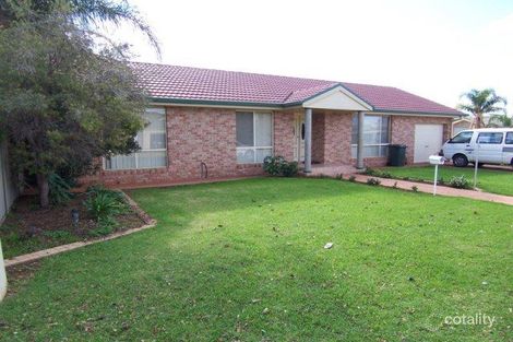 Property photo of 2A Fonte Place Griffith NSW 2680