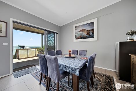 Property photo of 57 Woodhill Link Jerrabomberra NSW 2619