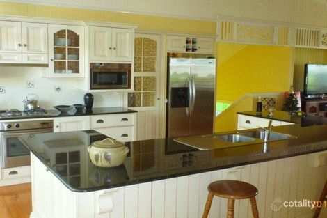 82 Brighton Tce, Sandgate, QLD 4017