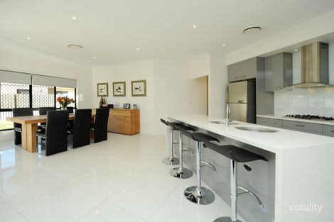 Property photo of 11 Jordana Court New Auckland QLD 4680