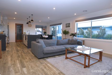 Property photo of 16 Clancy McKenna Crescent Bonner ACT 2914