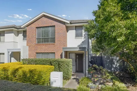 15 HADLOW AVE, GLENFIELD, NSW 2167
