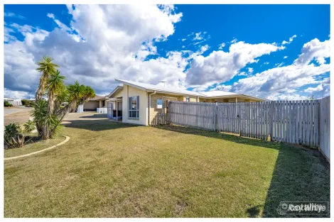 Property photo of 10 Tawarra Crescent Gracemere QLD 4702