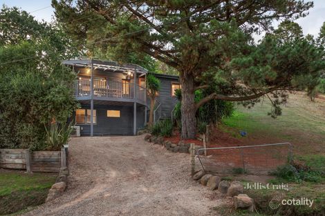 19 Clarke Ave, Wattle Glen, VIC 3096