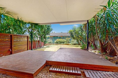 Property photo of 72 Holland Road Holland Park QLD 4121