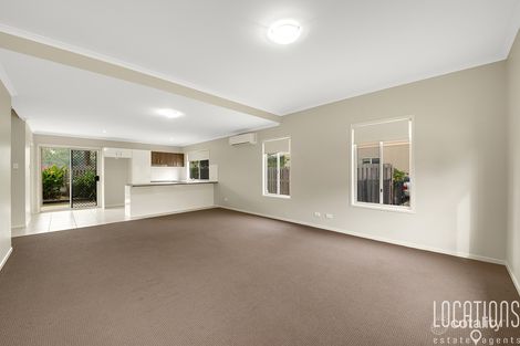 Property photo of 4/1 Collins Lane Kin Kora QLD 4680