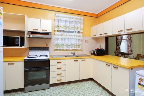 Property photo of 2 Noakes Parade Lalor Park NSW 2147