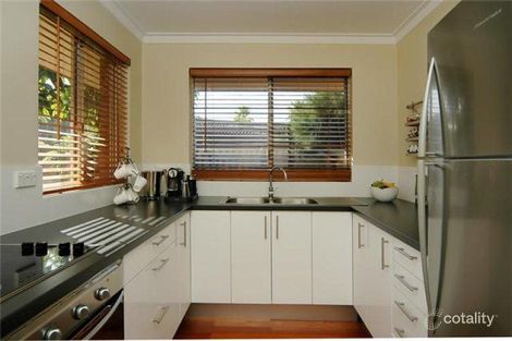 Property photo of 1B Fraser Way Padbury WA 6025
