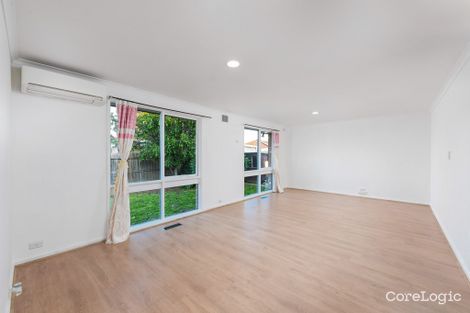 Property photo of 32 Mill Park Drive Mill Park VIC 3082