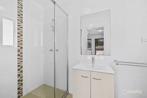 Property photo of 3 Eucalyptus Place Kirkwood QLD 4680