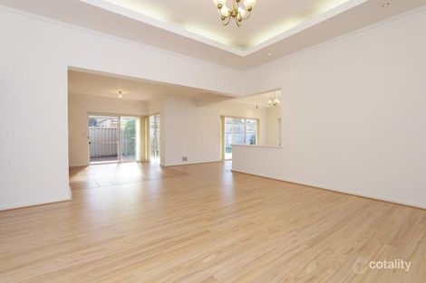 Property photo of 6 Waterford Avenue Waterford WA 6152