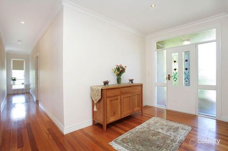 Property photo of 30 Piccadilly Court Greenvale VIC 3059