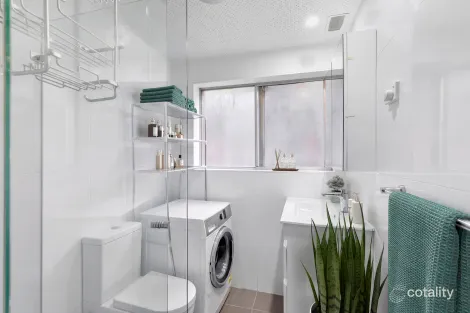 Property photo of 2/5 Francis Street Dee Why NSW 2099
