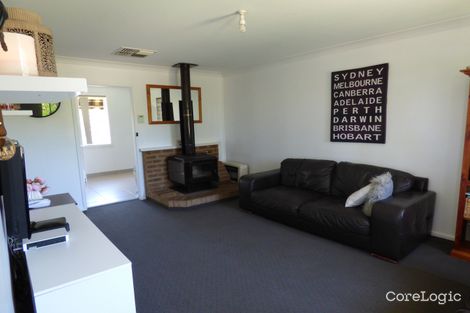 Property photo of 7 Monteagle Street Young NSW 2594