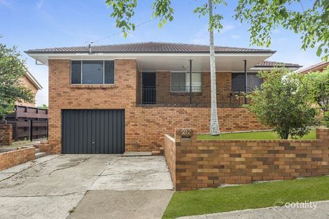 212 Broadwater Rd, Mansfield, QLD 4122