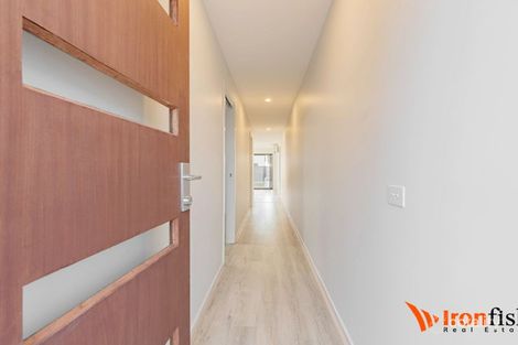 Property photo of 12 Stonewood Circuit Hadfield VIC 3046