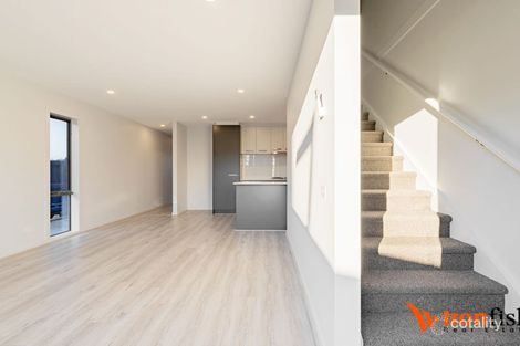 Property photo of 12 Stonewood Circuit Hadfield VIC 3046