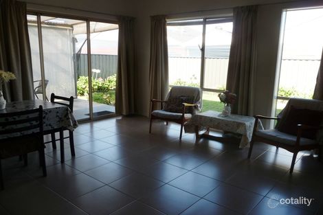 Property photo of 16 Dempster Drive Craigieburn VIC 3064