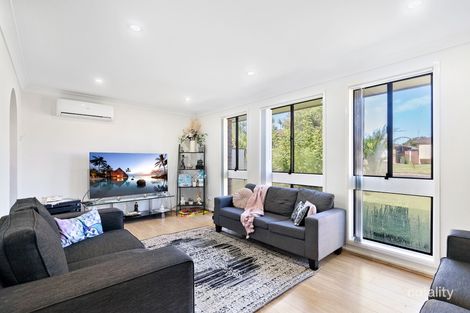 Property photo of 17 Longfellow Street Wetherill Park NSW 2164