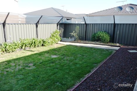 Property photo of 16 Dempster Drive Craigieburn VIC 3064