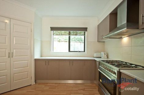 Property photo of 11 Mathoura Court Berwick VIC 3806