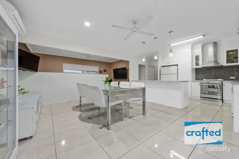 Property photo of 29-31 Conway Court Munruben QLD 4125