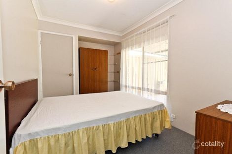 4b Baker Ct, Alexander Heights, WA 6064