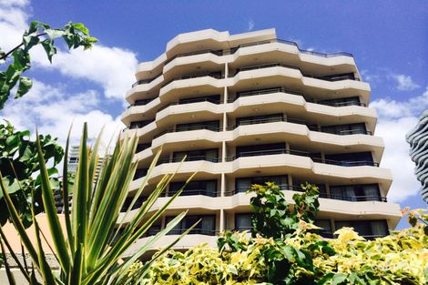 2/12-14 Queensland Ave, Broadbeach, QLD 4218