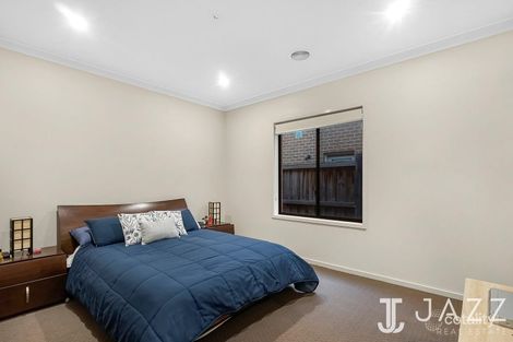 Property photo of 6 Waves Drive Point Cook VIC 3030