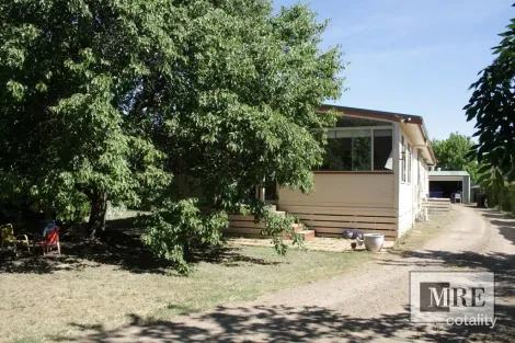 18 Logan St, Mansfield, VIC 3722