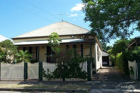 2 Hamilton St, Hamilton North, NSW 2292