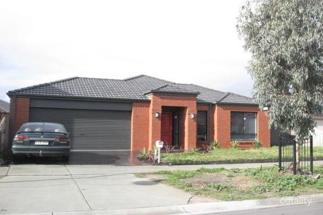 17 Golden Gr, Springvale South, VIC 3172