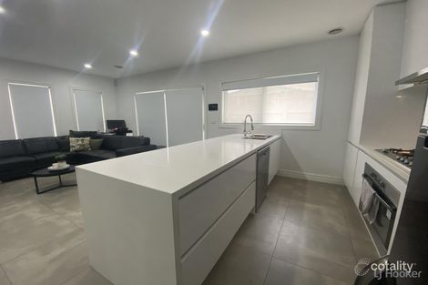 1/297 Blackshaws Rd, Altona North, VIC 3025