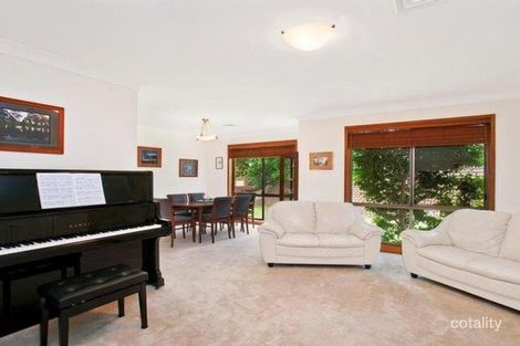 Property photo of 2 Hermitage Close Eleebana NSW 2282