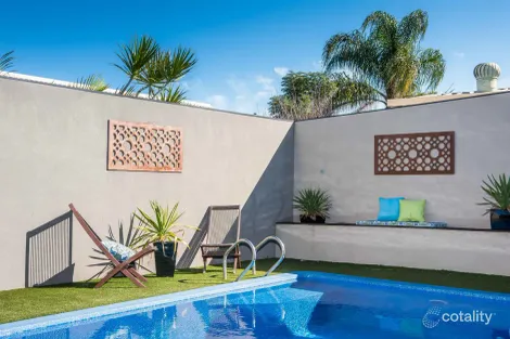 Property photo of 26 The Crest Woodvale WA 6026