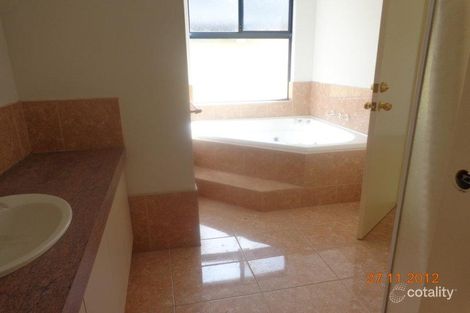 Property photo of 2 Canton Vista Canning Vale WA 6155