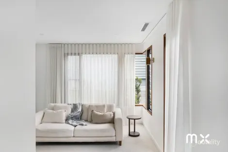 Property photo of 17 Southview Street Bulli NSW 2516