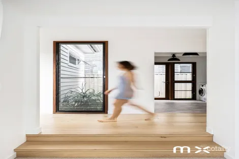 Property photo of 17 Southview Street Bulli NSW 2516