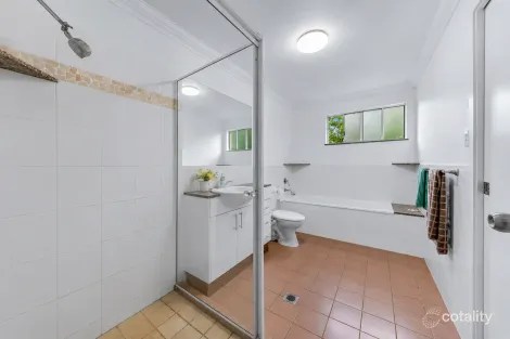 Property photo of 28/21 Shute Harbour Road Cannonvale QLD 4802