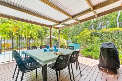 1 Naiad Ct, Rainbow Beach, QLD 4581