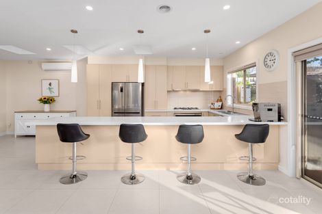 Property photo of 2/11 Tullius Avenue Oakleigh East VIC 3166