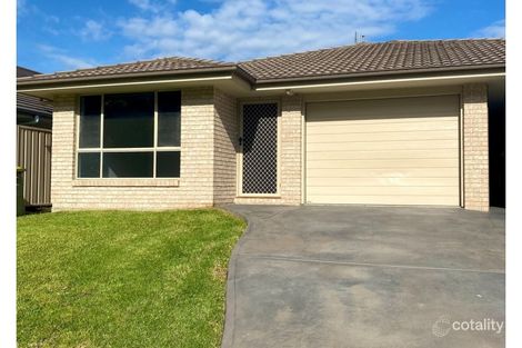 27 Basil St, South Nowra, NSW 2541
