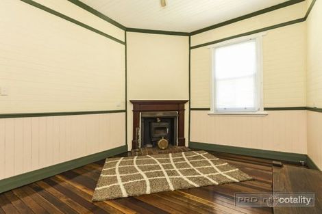 Property photo of 35 Graham Road Broadmeadow NSW 2292