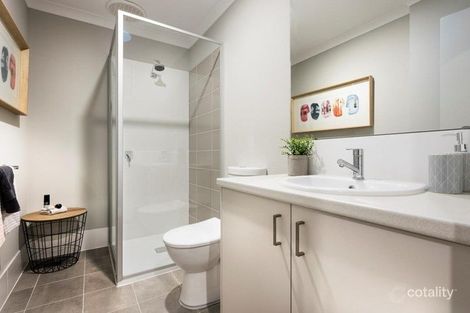 13 Hatchway Rd, Alkimos, WA 6038