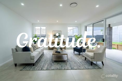 Property photo of 44 Cassio Way Rosemeadow NSW 2560