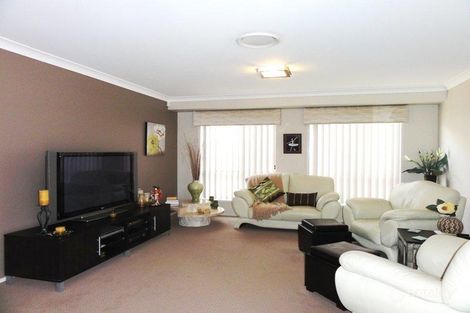 Property photo of 5 Gerongar Crescent Haywards Bay NSW 2530