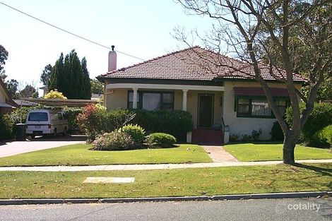 21 Leichardt St, St James, WA 6102