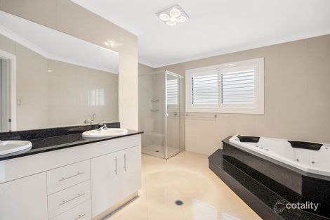 Property photo of 38 Parr Parade Narraweena NSW 2099